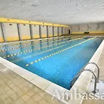 Ambassador - Free Parking Хотел 3*