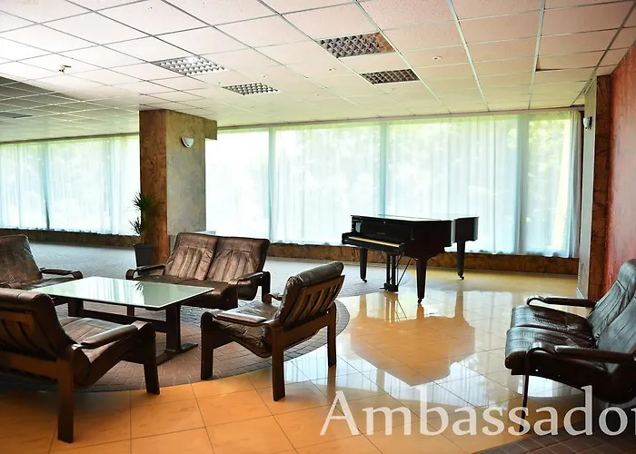 Отель Ambassador - Free Parking Золотые Пески