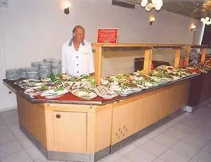 Ambassador - Free Parking 3* Zlate písky