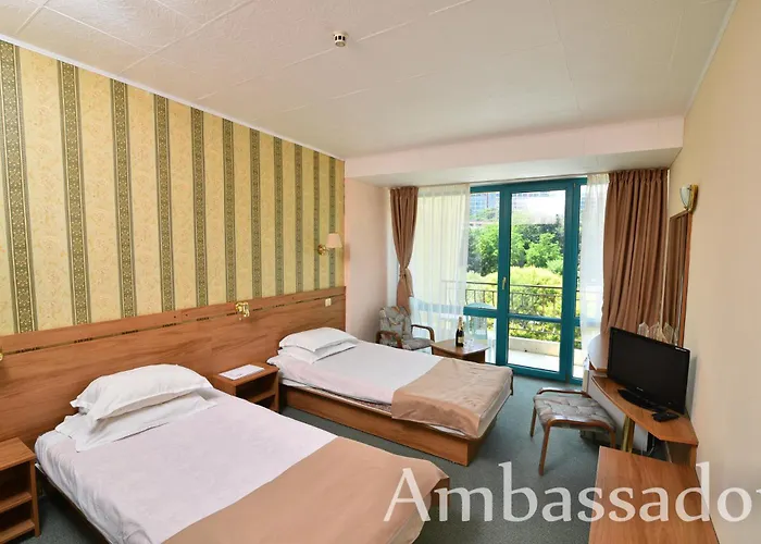 Hotel Ambassador - Free Parking