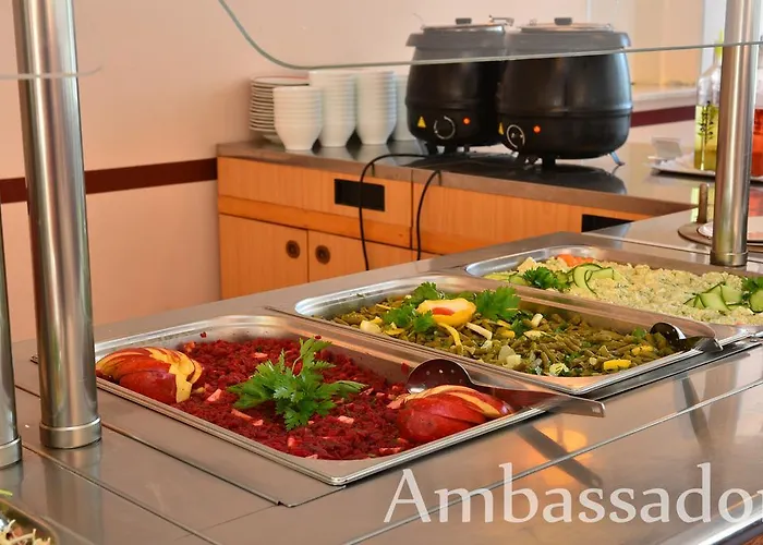 Ambassador - Free Parking Hotel 3*